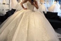 Wedding ball gown dress