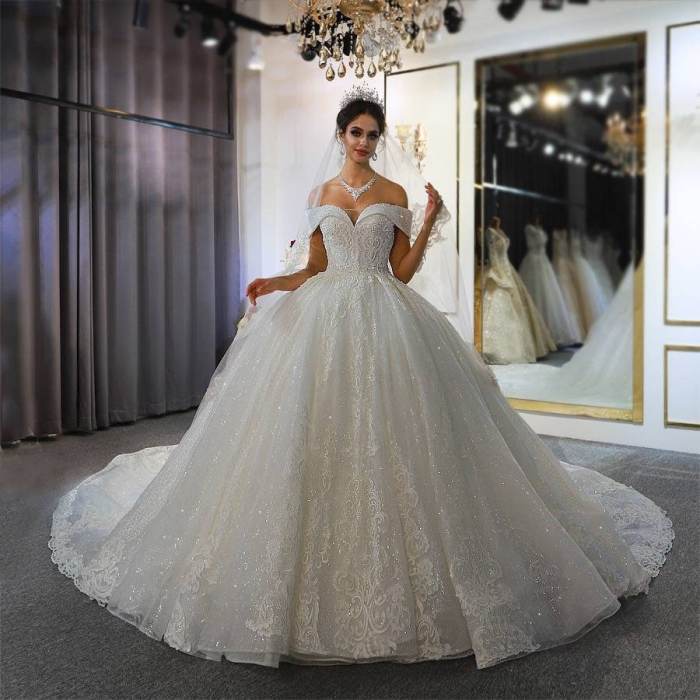 Wedding ball gown dress